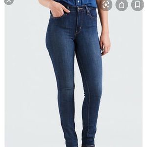 EUC Levi High rise skinny